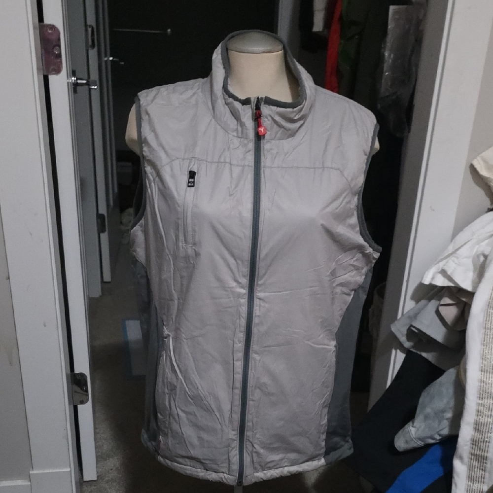 Gray 2 Tone Sleeveless TESLA Puffer Vest In Size XL